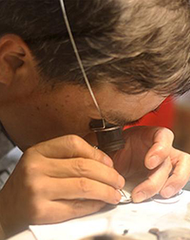 利亚姆·威尔森-北碚区雷达维修服务中心制表师